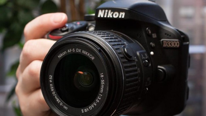 Camara Nikon D3300 24.2 MP uso profesional 2 lentes varios extras SLR 18 55 y 70 300 CMOS Auto Focus