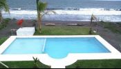 Chalet Frente al Mar, Nuevo, Casa de playa, Alquilo, 2.5 hacia Monterrico, 56 32 46 65, Aire acondicionado