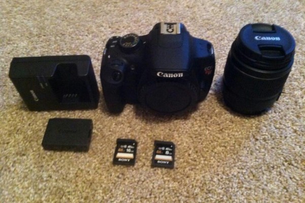 VENDO cámara fotográfica Canon EOS Rebel T5