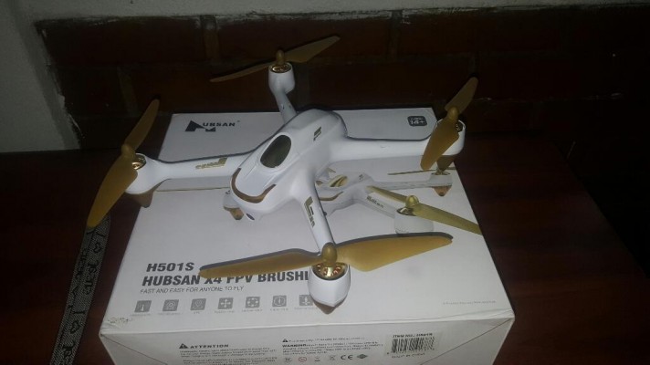 Drone Hubsan H501s Nitido