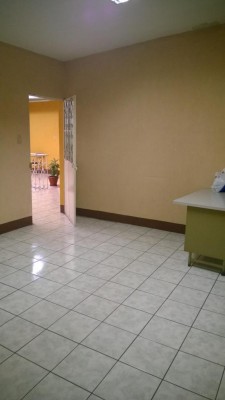 Clínica en Renta zona 1, a dos cuadras del Hospital San Juan DD..